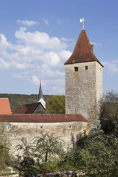 Amtsknechtsturm tower and city walls, Berching, Upper Palatinate, Bavaria, Germany, Europe