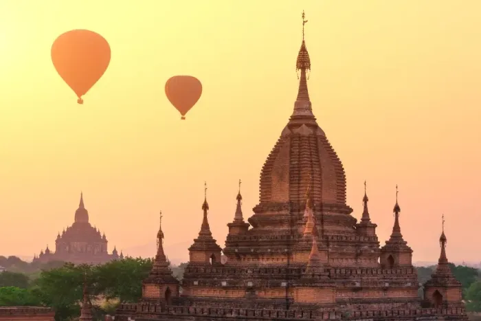 Framed Print : The Ancient City of Bagan, Myanmar Framed Print : The Ancient City of Bagan, Myanmar