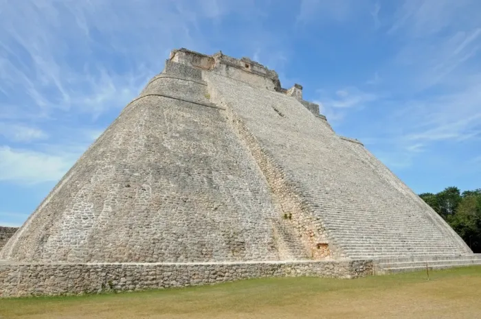 Framed Print : Ancient Mayan Curved Step Pyramid, Uxmal Framed Print : Ancient Mayan Curved Step Pyramid, Uxmal