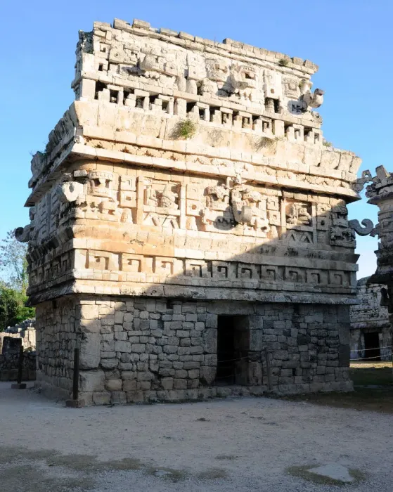 Framed Print : Ancient Mayan Temple Buildings, Chichen Itza Framed Print : Ancient Mayan Temple Buildings, Chichen Itza