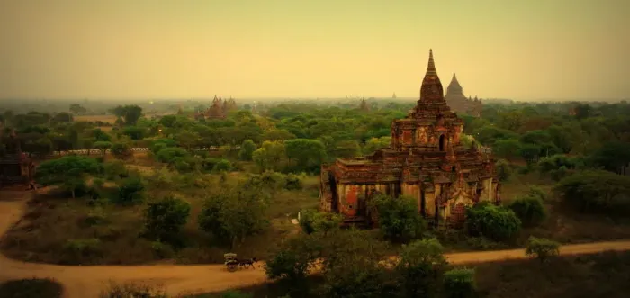 Framed Print : Ancient Temples of Old Bagan Framed Print : Ancient Temples of Old Bagan
