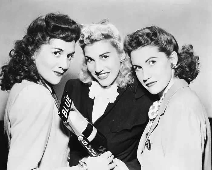 Framed Print : The Andrew Sisters Framed Print : The Andrew Sisters