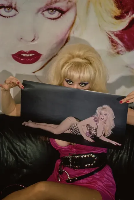 Framed Print : Angelyne Promotes Angelyne