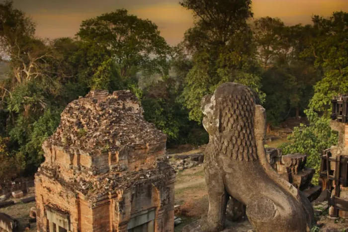 Framed Print : Angkor Wat Lion Statues Framed Print : Angkor Wat Lion Statues