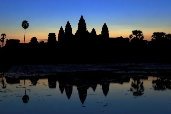 Framed Print : Angkor Wat at sunrise, Angkor Wat, Siem Reap, Siem Reap Province, Cambodia Framed Print : Angkor Wat at sunrise, Angkor Wat, Siem Reap, Siem Reap Province, Cambodia