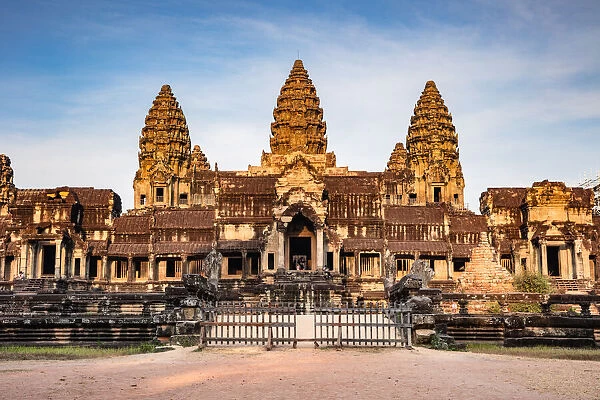 Angkor Wat temple at sunset, Siem Reap, Cambodia