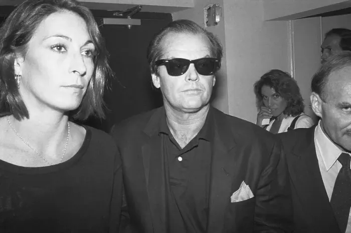Framed Print : Anjelica Huston And Jack Nicholson Framed Print : Anjelica Huston And Jack Nicholson