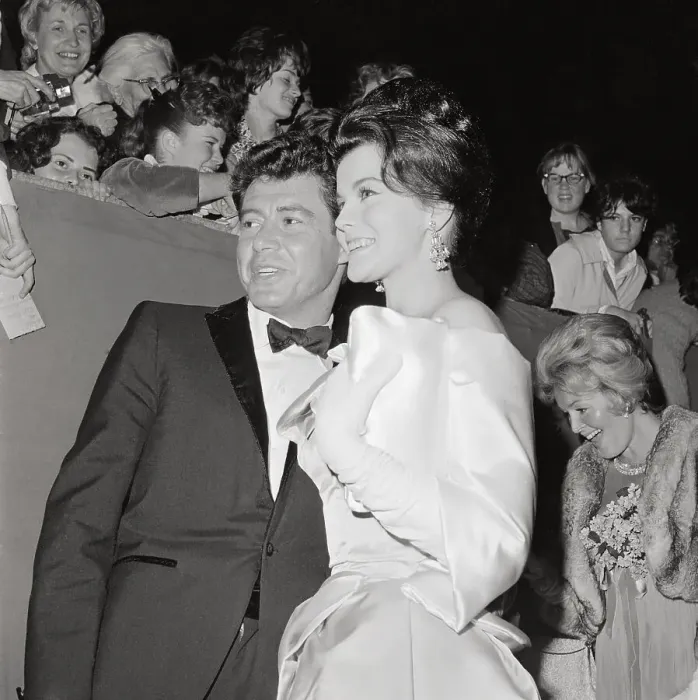 Framed Print : Ann-Margret with Eddie Fisher Framed Print : Ann-Margret with Eddie Fisher