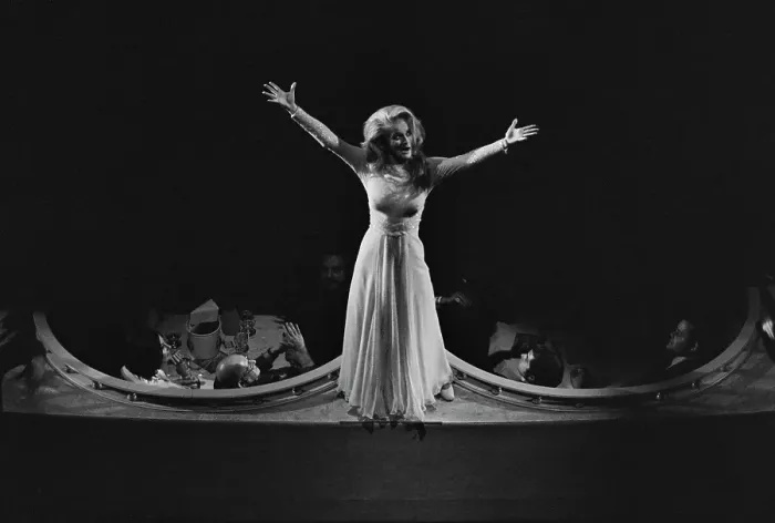 Framed Print : Ann-Margret in Las Vegas