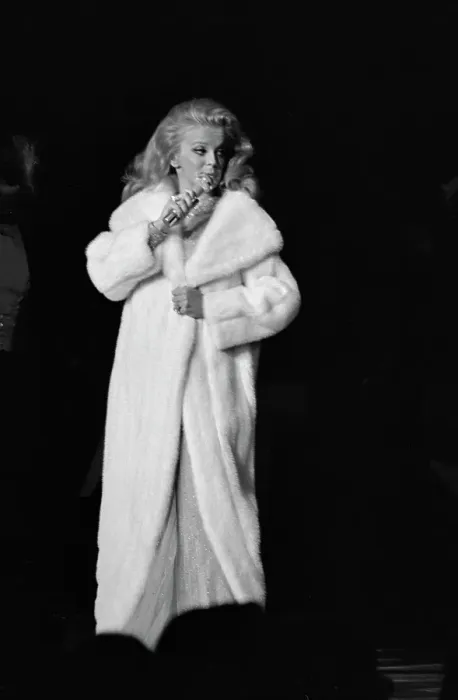Framed Print : Ann-Margret in Las Vegas Framed Print : Ann-Margret in Las Vegas