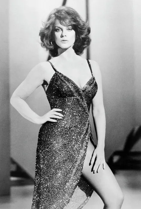 : Ann-Margret in Seductive Pose for Her Saturday Night Special : Ann-Margret in Seductive Pose for Her Saturday Night Special