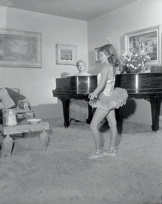 Framed Print : Ann Sothern and Her Daughter