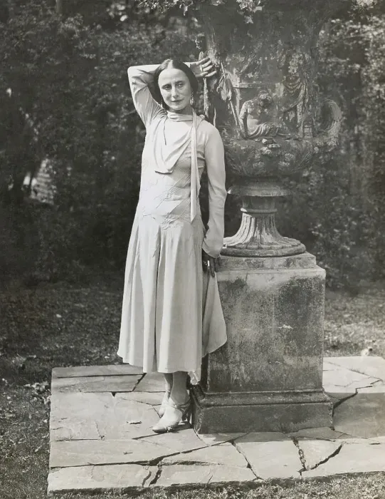 Framed Print : Anna Pavlova Beside Urn Framed Print : Anna Pavlova Beside Urn