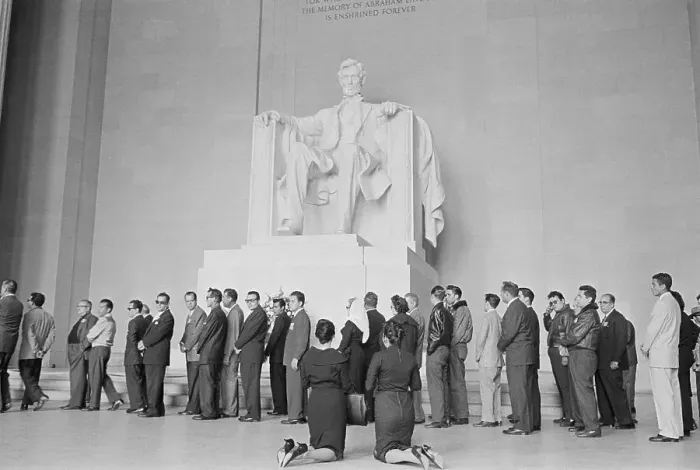 Framed Print : Anti-Castro Exiles Gather at Lincoln Memorial in 1961 Framed Print : Anti-Castro Exiles Gather at Lincoln Memorial in 1961