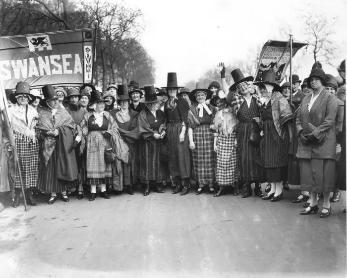 Framed Print : Anti Strike Women Framed Print : Anti Strike Women
