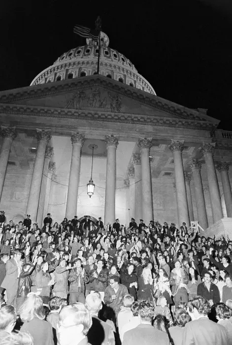 Framed Print : Anti-Vietnam War Rally on Capitol Steps Framed Print : Anti-Vietnam War Rally on Capitol Steps