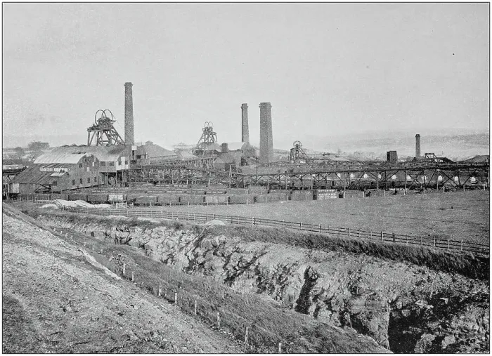 Framed Print : Antique black and white photograph of England and Wales: Hoyland Silkstone Collieries, Yorkshire Framed Print : Antique black and white photograph of England and Wales: Hoyland Silkstone Collieries, Yorkshire