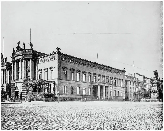 Framed Print : Antique photograph of World's famous sites: Emperor's Palace, Berlin, Germany Framed Print : Antique photograph of World's famous sites: Emperor's Palace, Berlin, Germany