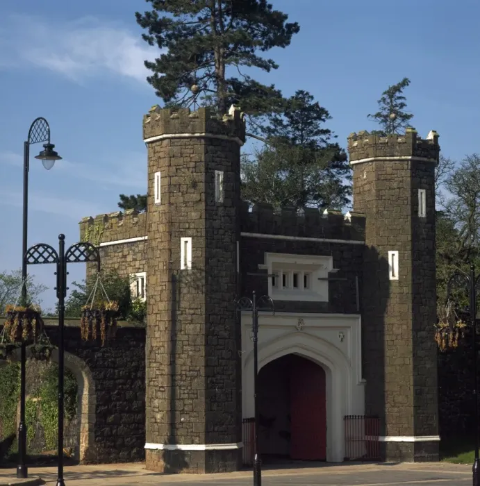 Framed Print : Antrim Castle Gates, County Antrim, Ireland Framed Print : Antrim Castle Gates, County Antrim, Ireland