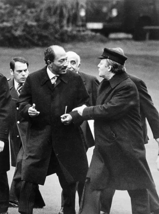 Framed Print : Anwar Sadat and Helmut Schmidt Framed Print : Anwar Sadat and Helmut Schmidt