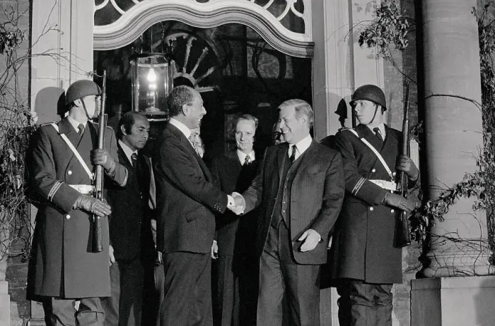 Framed Print : Anwar Sadat and Helmut Schmidt at German Ceremony Framed Print : Anwar Sadat and Helmut Schmidt at German Ceremony