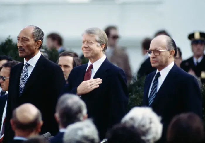 Framed Print : Anwar Sadat, Jimmy Carter, Menachem Begin