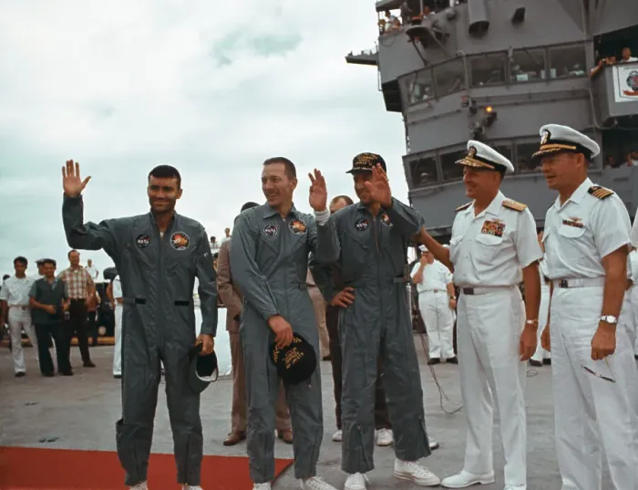 Framed Print : Apollo 13 Astronauts Waving