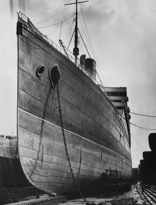 Framed Print : Aquitania. 15th March 1939: The liner Aquitania in dry dock at Southampton for an overhaul Framed Print : Aquitania. 15th March 1939: The liner Aquitania in dry dock at Southampton for an overhaul
