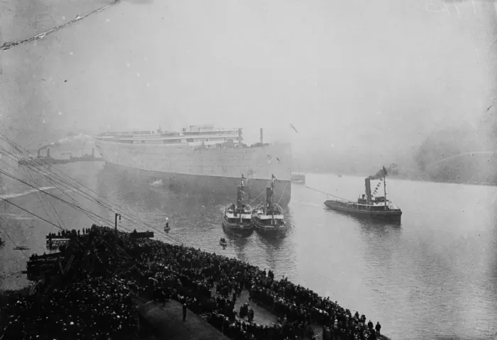 Framed Print : Aquitania Launch Framed Print : Aquitania Launch