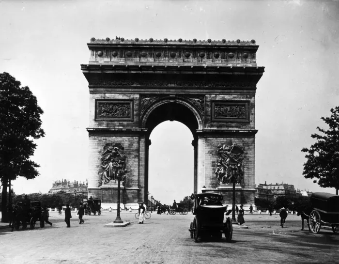 Framed Print : Arc De Triomphe Framed Print : Arc De Triomphe
