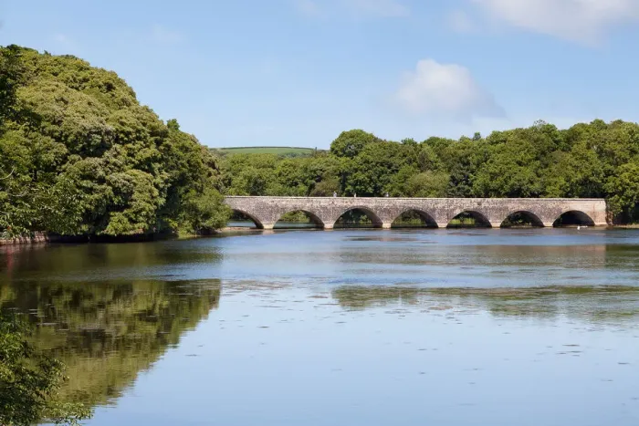 Framed Print : Eight arch bridge over Bosherston lakes Framed Print : Eight arch bridge over Bosherston lakes