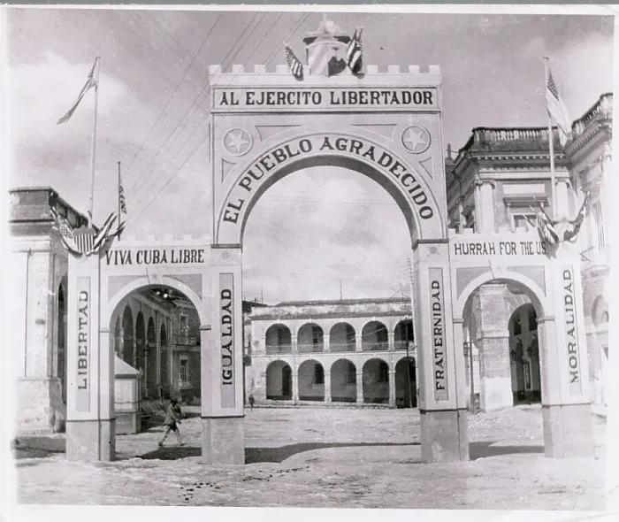 Framed Print : Arch Celebrating Freeing of Cuba Framed Print : Arch Celebrating Freeing of Cuba