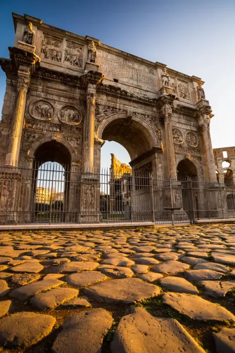 Framed Print : The Arch of Constantine at sunrise in Rome, Italy Framed Print : The Arch of Constantine at sunrise in Rome, Italy