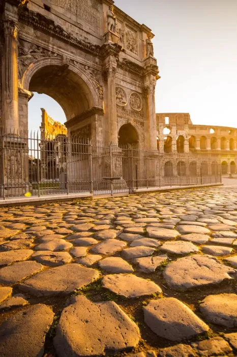 Framed Print : The Arch of Constantine at sunrise in Rome, Italy Framed Print : The Arch of Constantine at sunrise in Rome, Italy