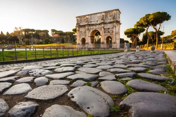 Framed Print : The Arch of Constantine at sunrise in Rome, Italy Framed Print : The Arch of Constantine at sunrise in Rome, Italy