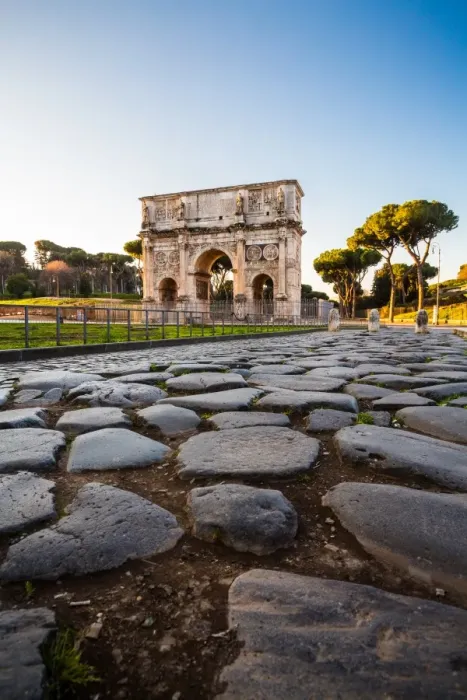 Framed Print : The Arch of Constantine at sunrise in Rome, Italy Framed Print : The Arch of Constantine at sunrise in Rome, Italy