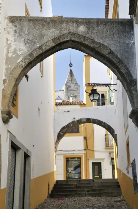 Framed Print : Arches over an alley, Evora, UNESCO World Heritage Site, Alentejo, Portugal, Europe Framed Print : Arches over an alley, Evora, UNESCO World Heritage Site, Alentejo, Portugal, Europe