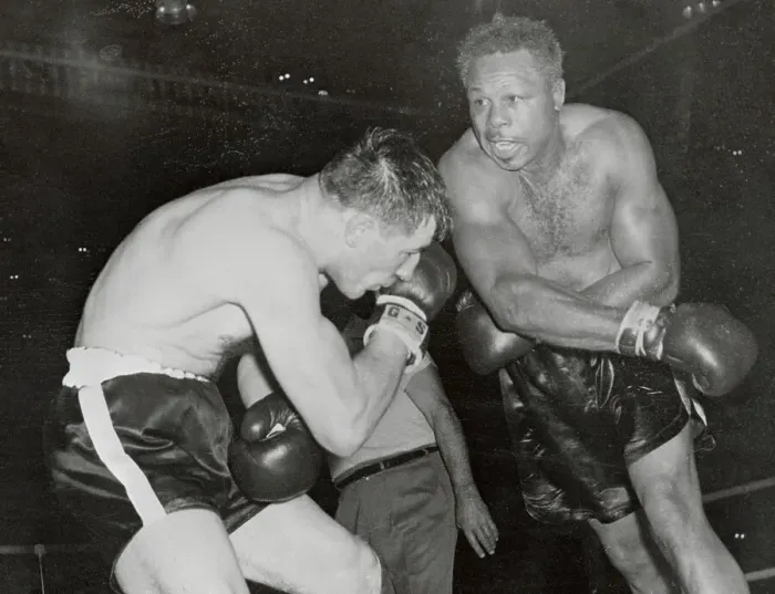Framed Print : Archie Moore Knocking out Yvon Durelle Framed Print : Archie Moore Knocking out Yvon Durelle
