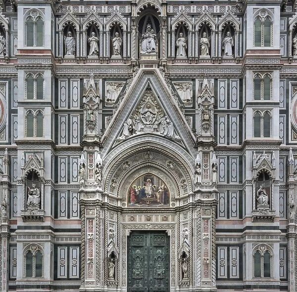 Architectural detail of The Basilica di Santa Maria del Fiore in Florence, Tuscany, Italy
