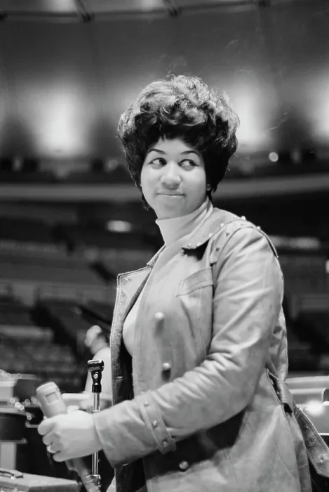 Framed Print : Aretha Franklin Framed Print : Aretha Franklin