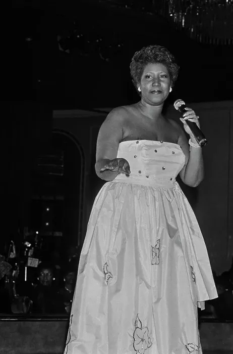 Framed Print : Aretha Franklin at Fundraising Event, 1982 Framed Print : Aretha Franklin at Fundraising Event, 1982
