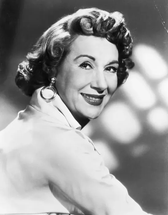 : Arlene Francis Awarded Medal : Arlene Francis Awarded Medal