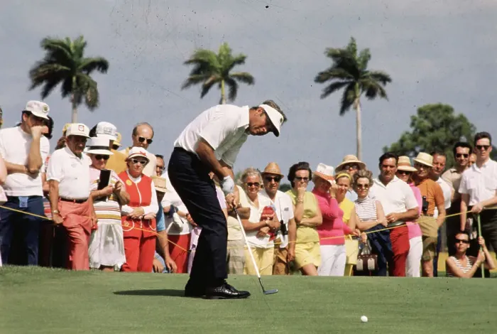 Framed Print : Arnold Palmer Putting Framed Print : Arnold Palmer Putting