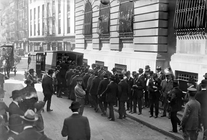 Framed Print : Arrest Of German Suspects In World War I
