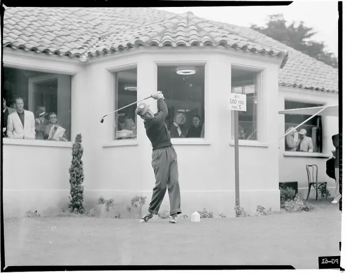 Framed Print : Art Wall, Jr. Teeing Off Framed Print : Art Wall, Jr. Teeing Off