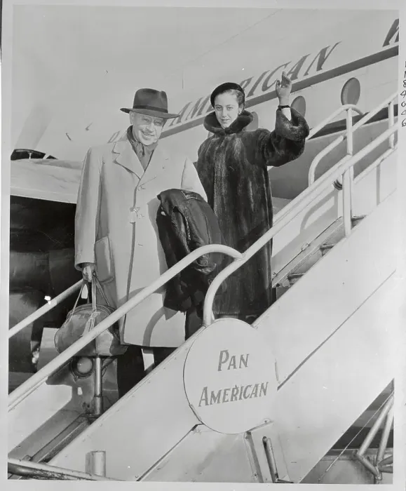 Framed Print : Arthur and Eva Ann Rubinstein Arriving at Idlewild Airport