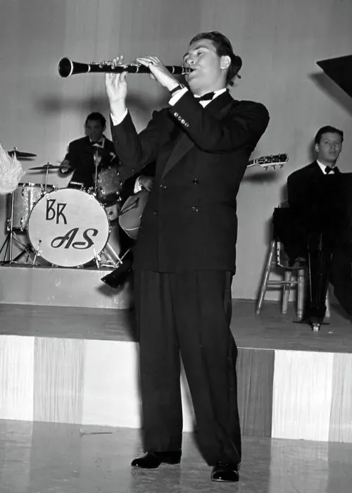 Framed Print : Artie Shaw Playing Clarinet With Band Framed Print : Artie Shaw Playing Clarinet With Band