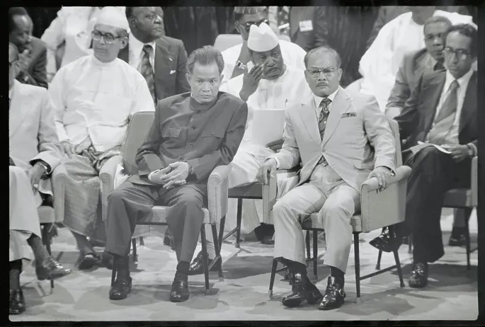 Framed Print : Asian Leaders Attend Conference Framed Print : Asian Leaders Attend Conference