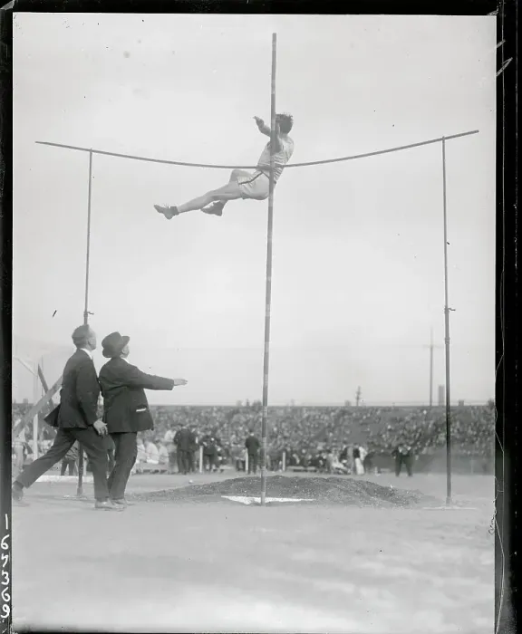 Framed Print : Athlete Pole Vaulting Framed Print : Athlete Pole Vaulting