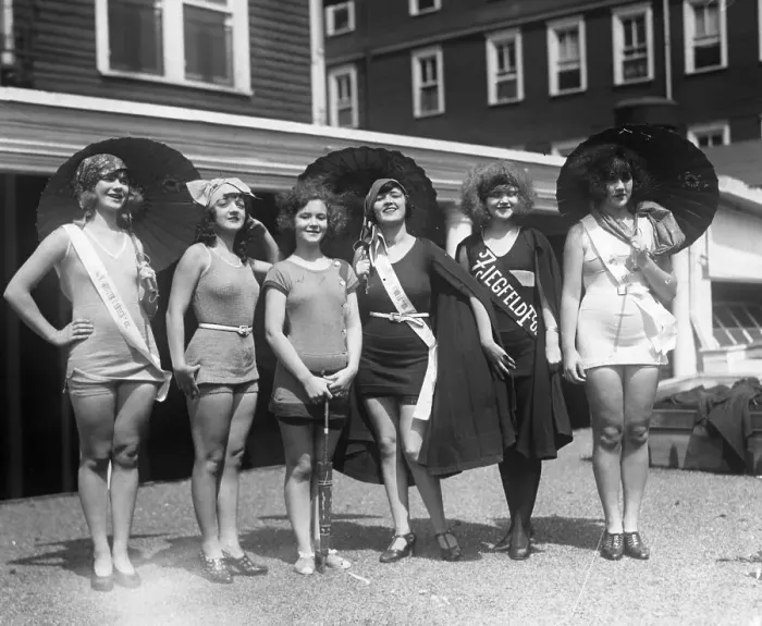 Framed Print : Atlantic City Beauty Contestants Framed Print : Atlantic City Beauty Contestants